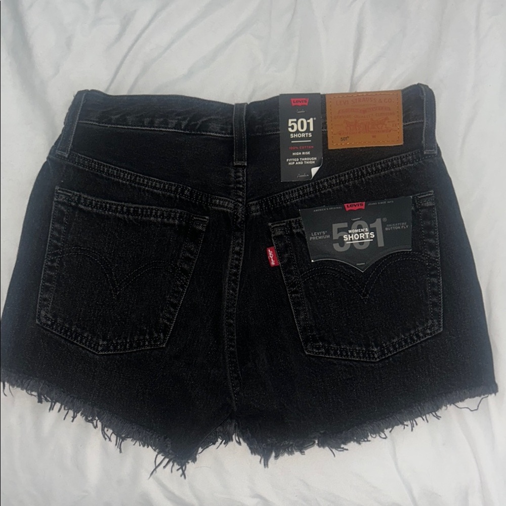 Levi's Black Distressed Jean Shorts High-Waisted - Picture 2 of 2